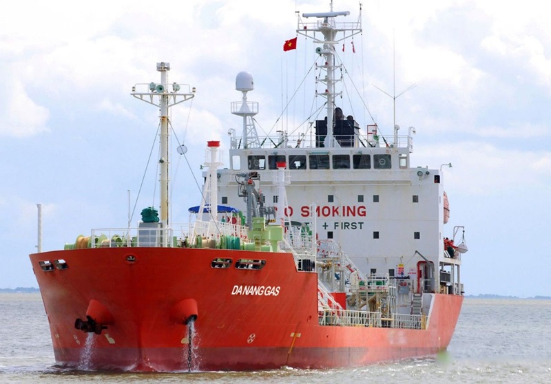 THƯƠNG MẠI HÀNG HẢI VIỆT NAM : GAS SHIPPING - Kế hoạch đầu tư 2 tàu LPG trị giá 30 triệu USD duy trì ổn định phát triển