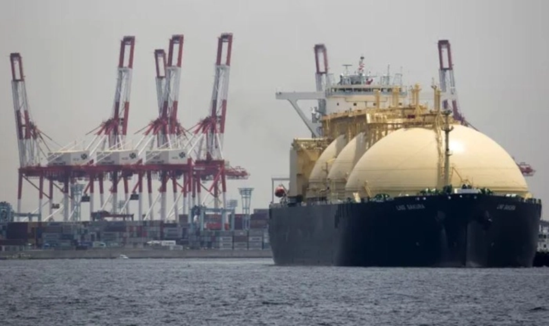 INTERNATIONAL MARITIME :  Excess supply past its heyday, LNG prices plummeted