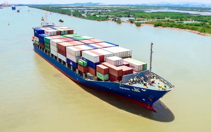 VIETNAM MARITIME : Hai An Line - The company that owns the largest container fleet in Vietnam plans to go backwards for the second year in a row.